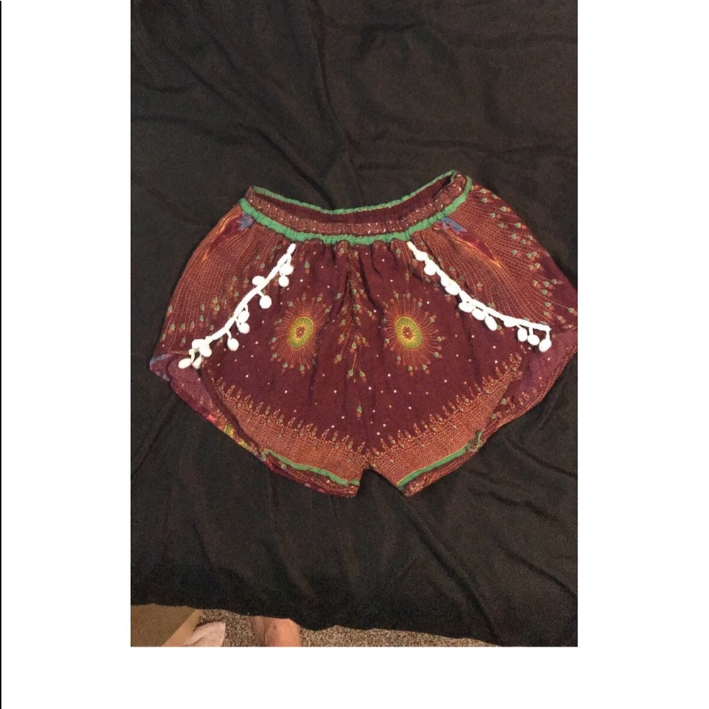 Loose shorts